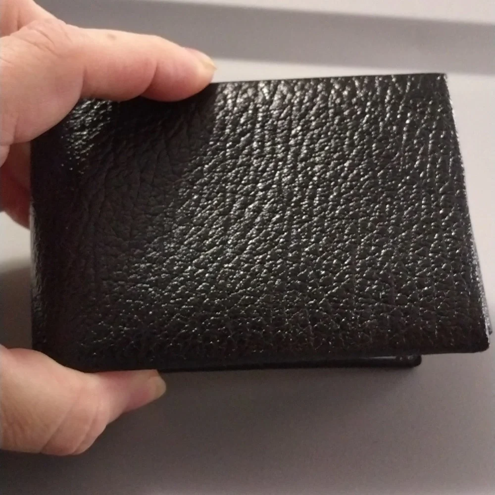 Deluxe Leather Craft Men's Black Cowhide Bifold Billfold Pebbled Vintage NEW